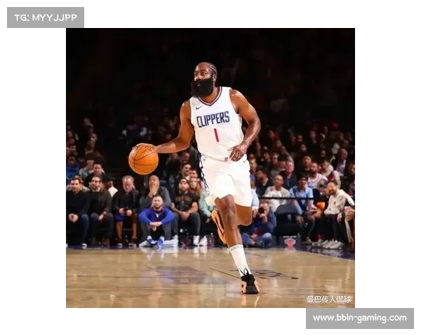 NBA球员衰老速度惊人邓肯场边沧桑格林胡子半白成象征 NBA球员衰老速度惊人邓肯场边沧桑格林胡子半白成象征